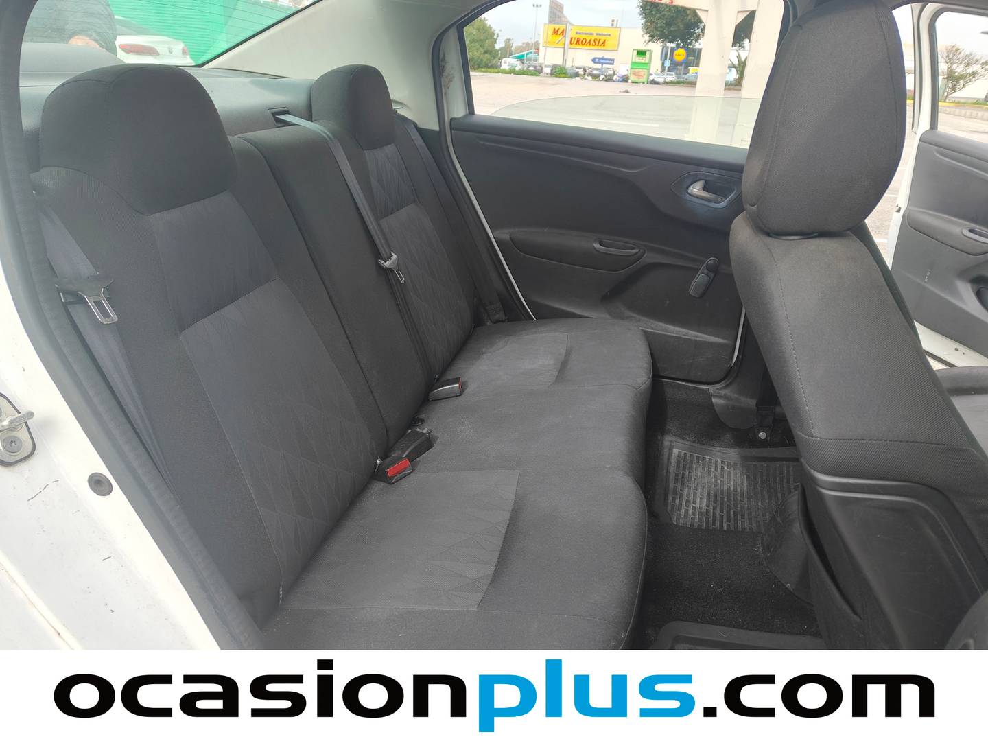 Citroën C-Elysée Citroen C-Elysee BlueHDi 100 Seduction (100 CV) al mejor precio