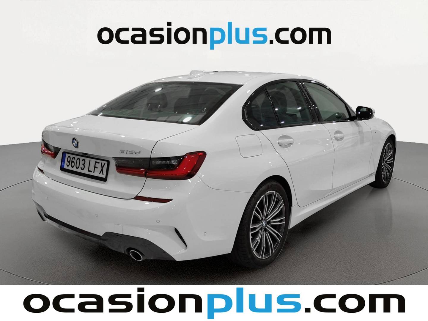 Foto trasera BMW Serie 3 BMW Serie 3 318d (150 CV) Paquete M derecha