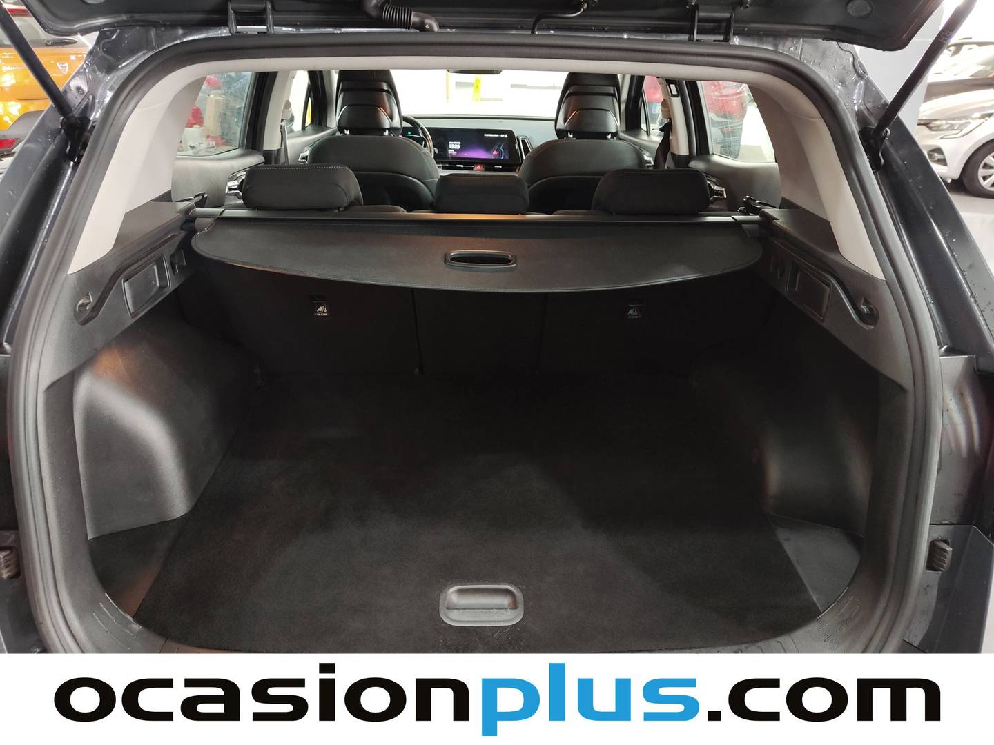 Fotos maletero KIA Sportage KIA Sportage 1.6 T-GDi MHEV (150CV) Drive 4x2