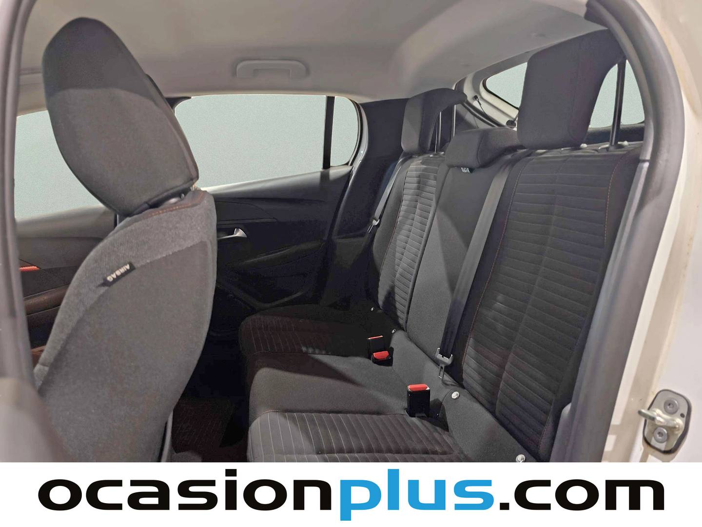 Foto asientos traseros Peugeot 208 Peugeot 208 BlueHDi 73kW (100CV) Active