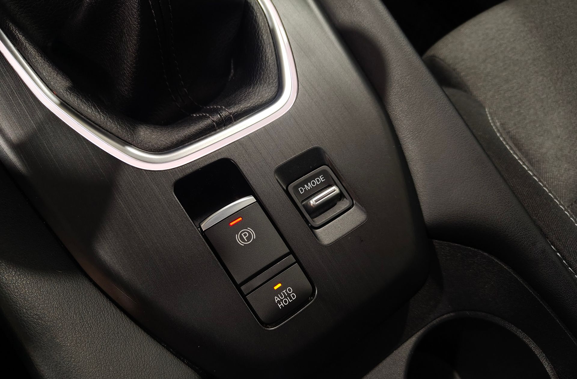 Nissan Qashqai DIG-T 140 N-Connecta - foto 28