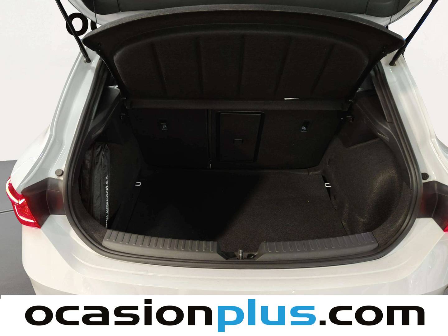 Fotos maletero Seat León Seat León 1.5 TSI S&S FR XL (130 CV)