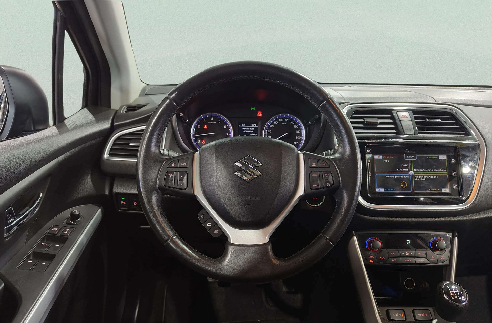 Suzuki S-Cross 1.4 Ditc Mid Hybrid GLX - foto 25