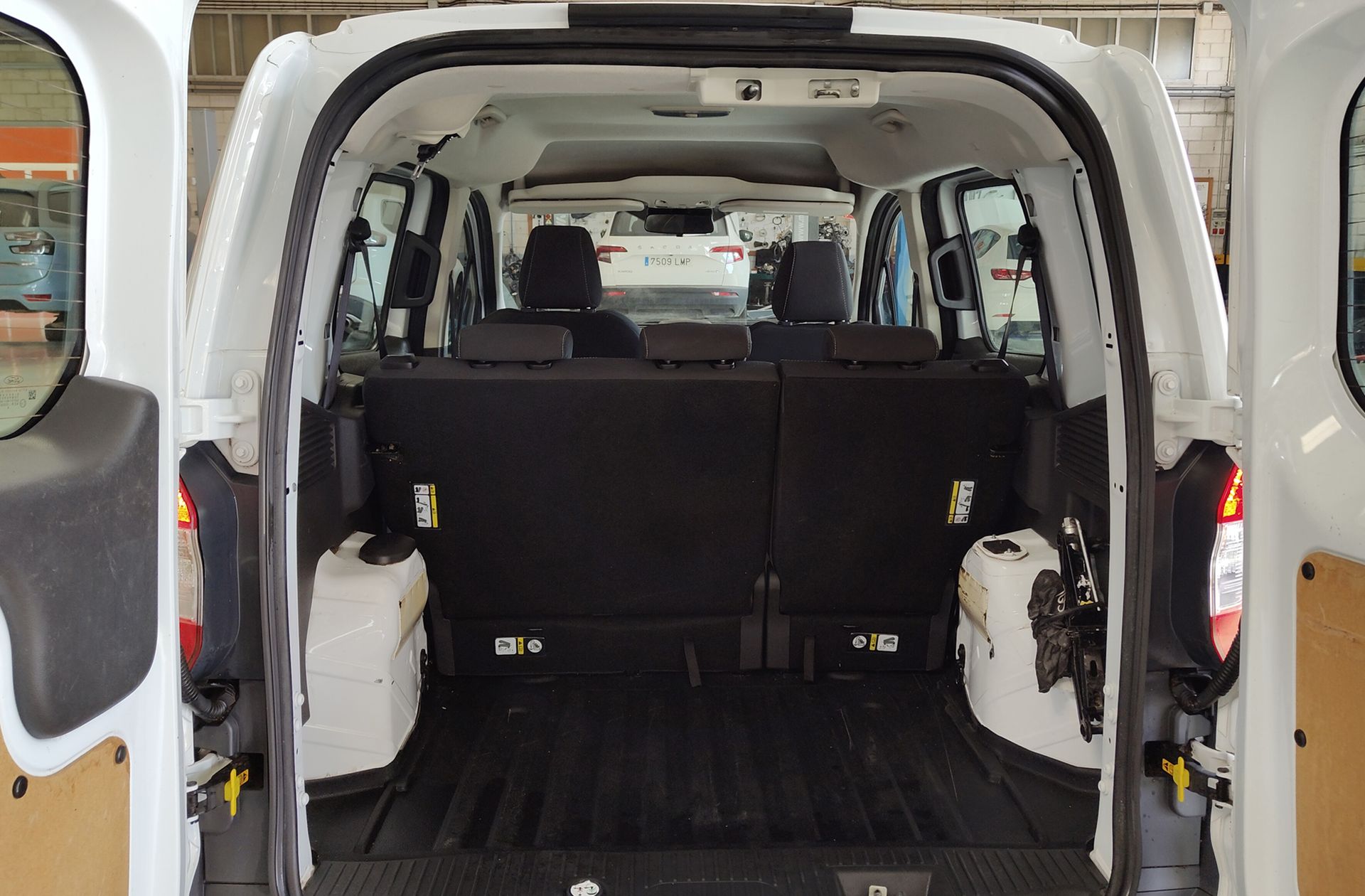Ford Transit Kombi 1.0 EcoBoost Trend - foto 12