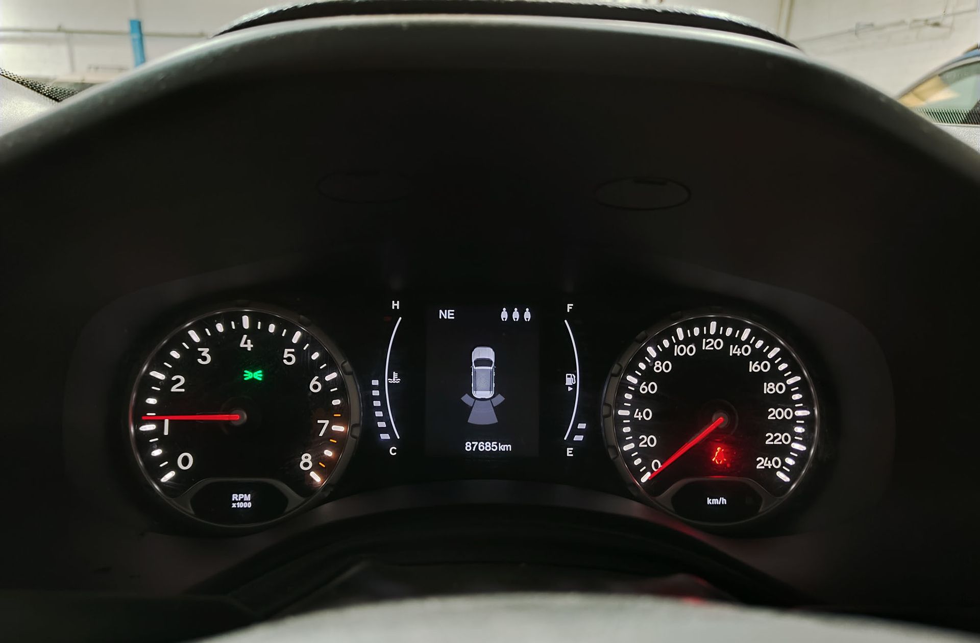 Jeep Renegade 1.4 MultiAir Longitude 4x2 - foto 19