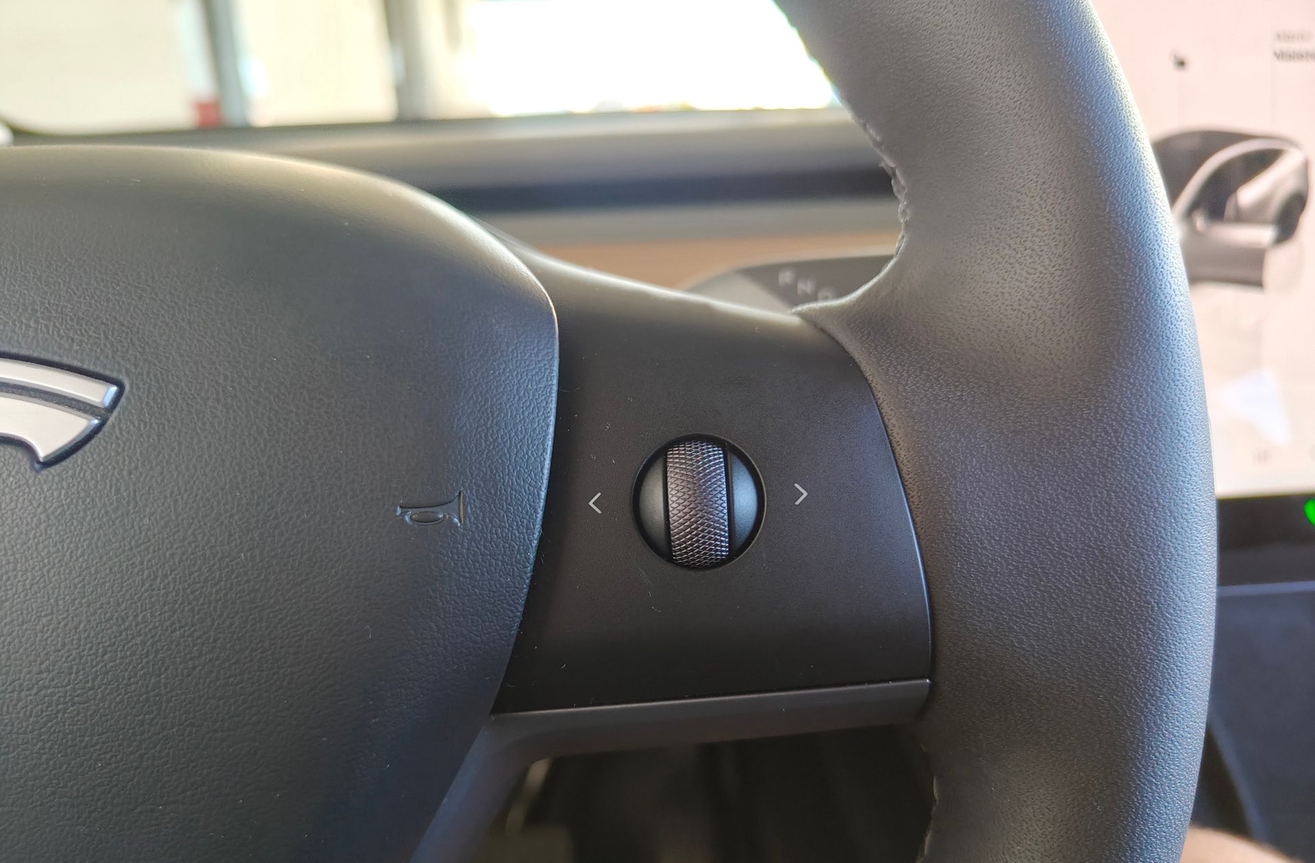 Tesla Model Y Gran Autonomía 4WD - foto 27