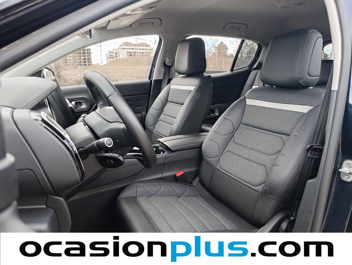 Foto Citroën C5 Aircross Citroen C5 Aircross PureTech 130 S&S Plus  (131 CV)