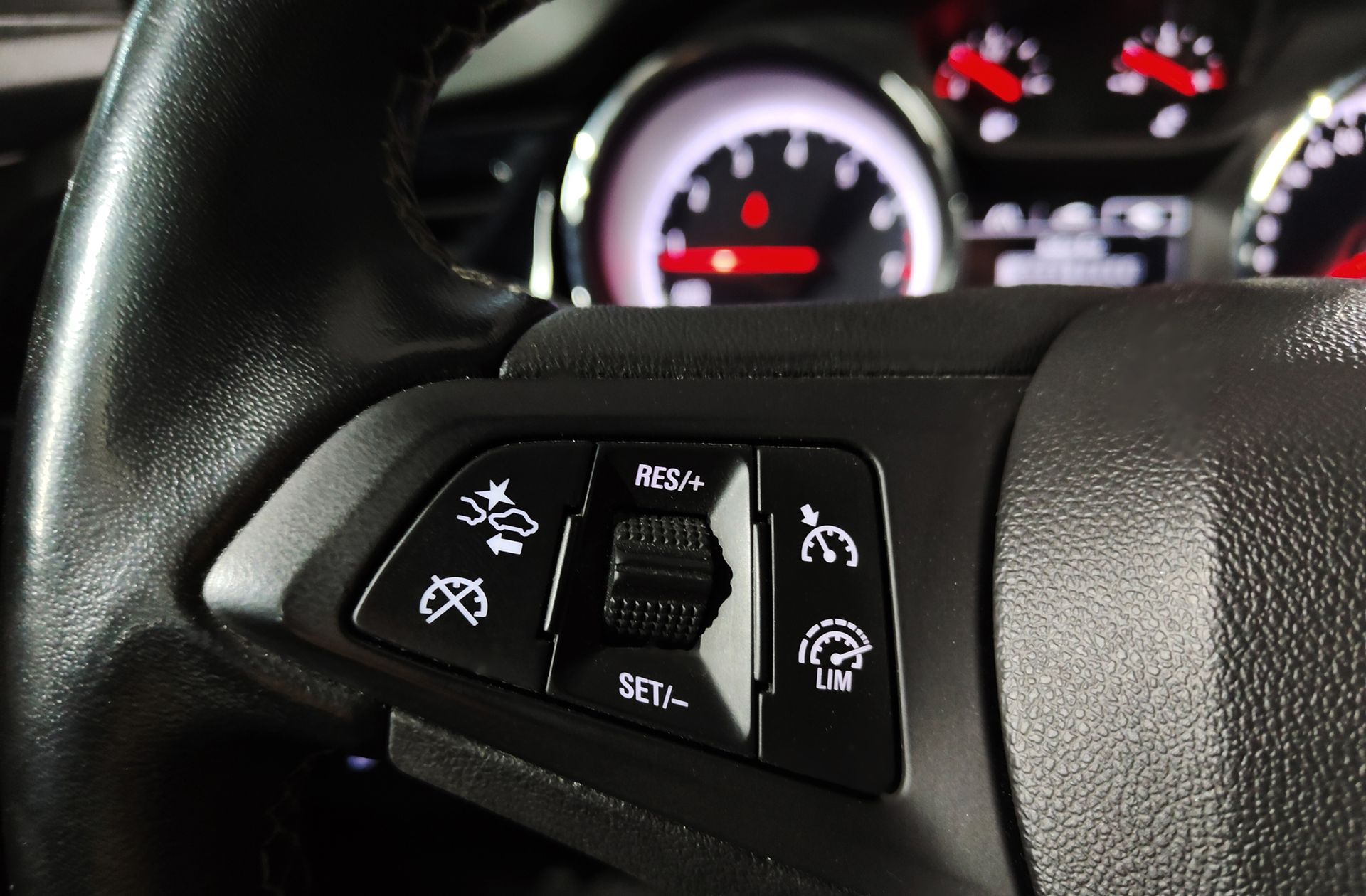 Opel Insignia GS 1.5 Turbo XFT Innovation - foto 26