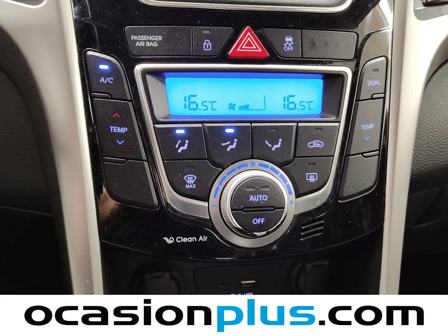 Foto Hyundai i30 Hyundai i30 1.4 MPI BlueDrive 25 Aniversario (100 CV)