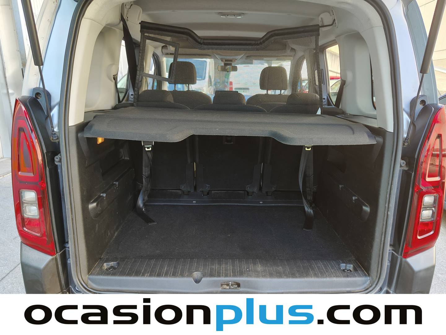 Fotos maletero Citroën Berlingo Citroën Berlingo PureTech 130 S&S Talla M Shine EAT8 (130 CV)