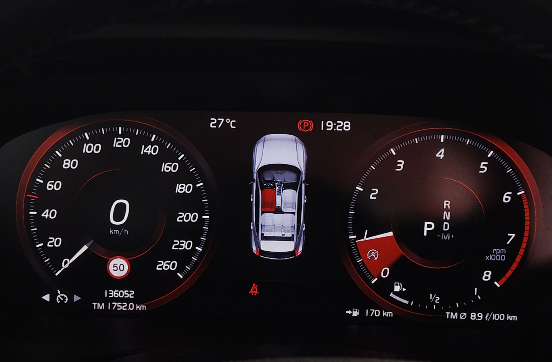 Volvo XC40 T2 Momentum Pro - foto 23