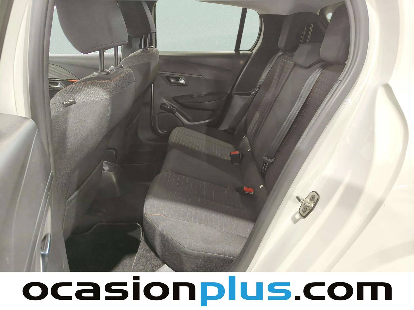 Foto asientos traseros Peugeot 208 Peugeot 208 PureTech 75 S&S Active Pack (75 CV)