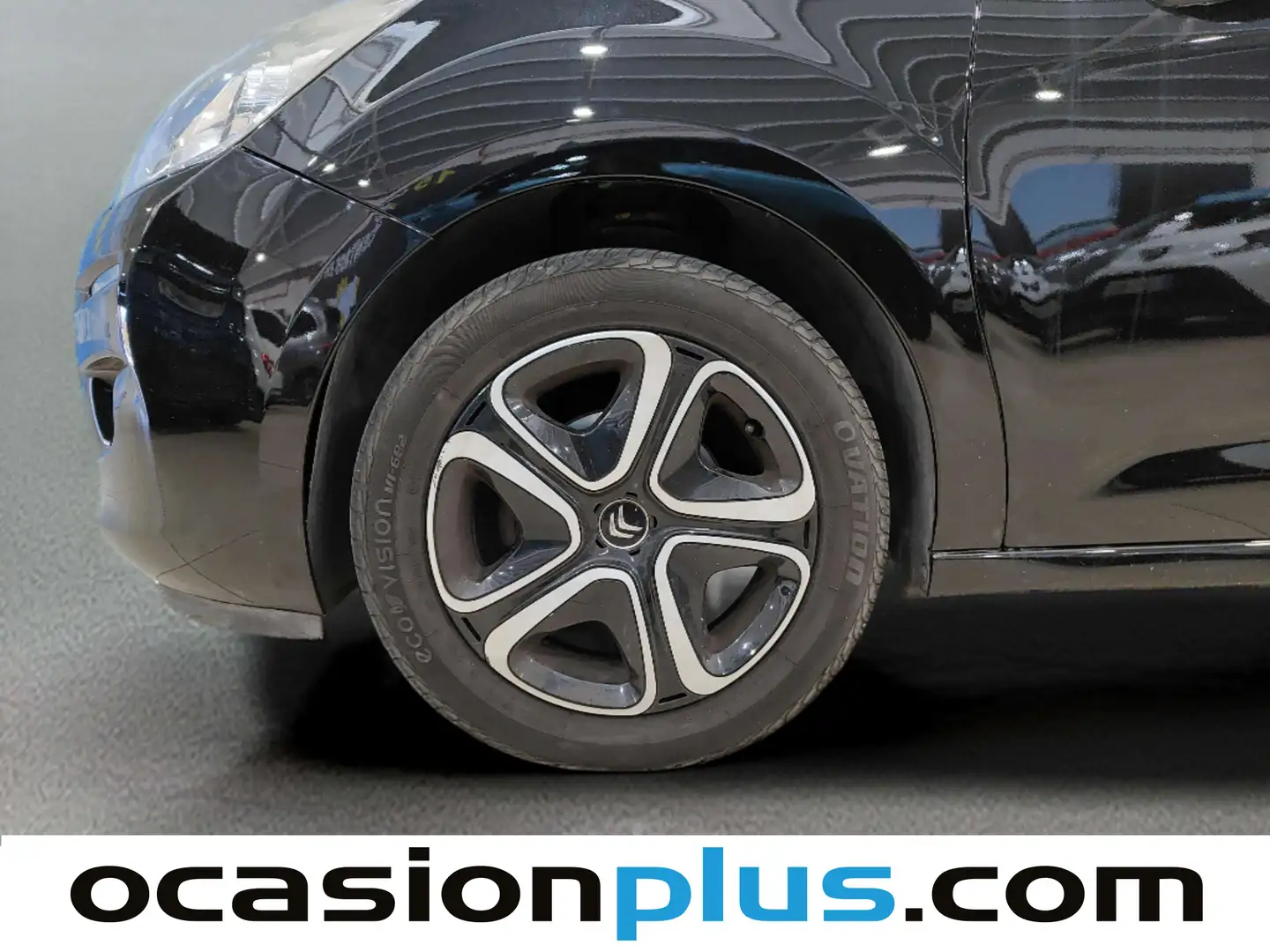 Foto Citroën C3 Citroen C3 BlueHDi 100 Live Edition (99 CV)