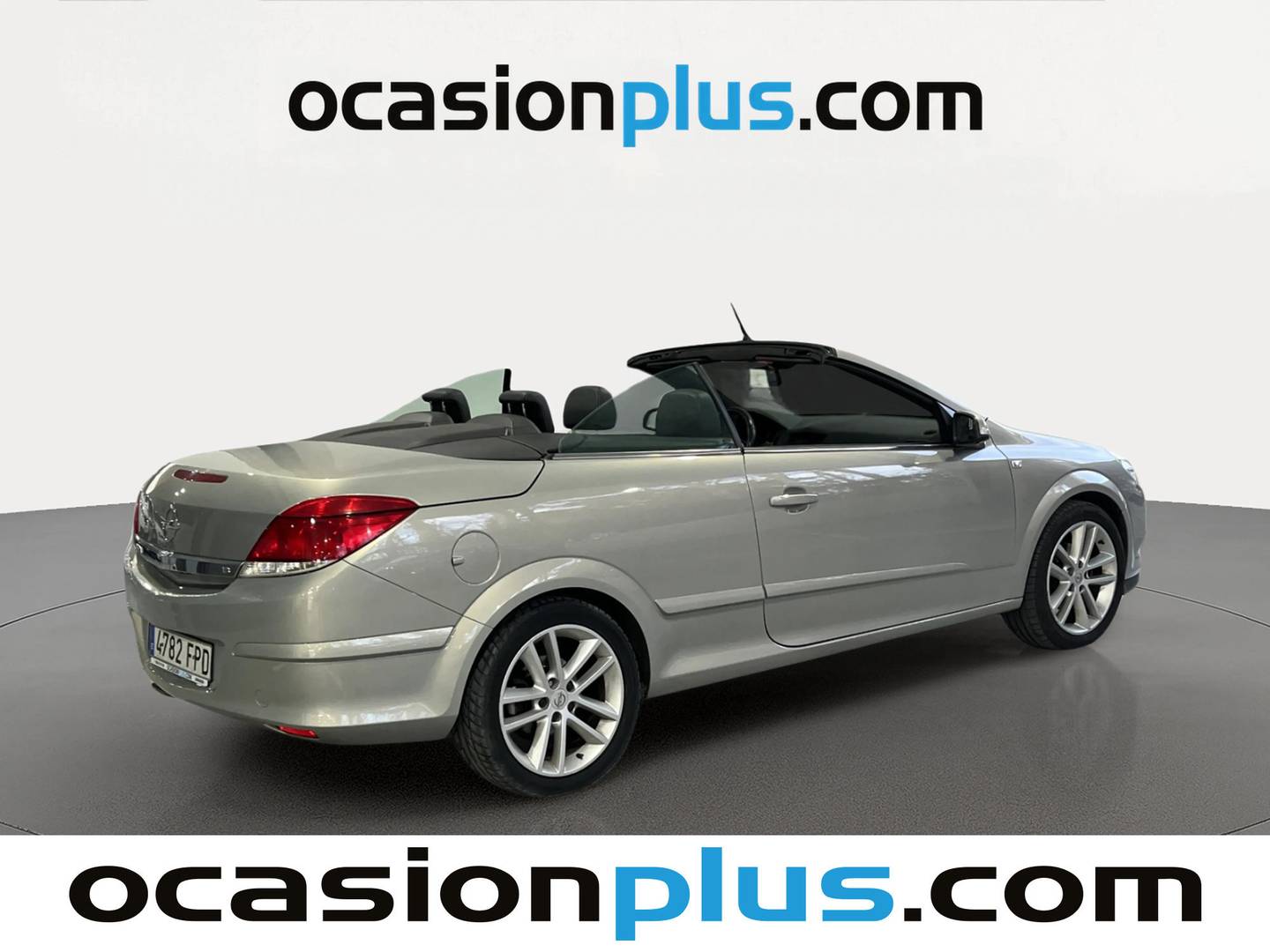 Foto trasera Opel Astra Opel Astra 1.8 Twin Top Cosmo (140 CV) derecha