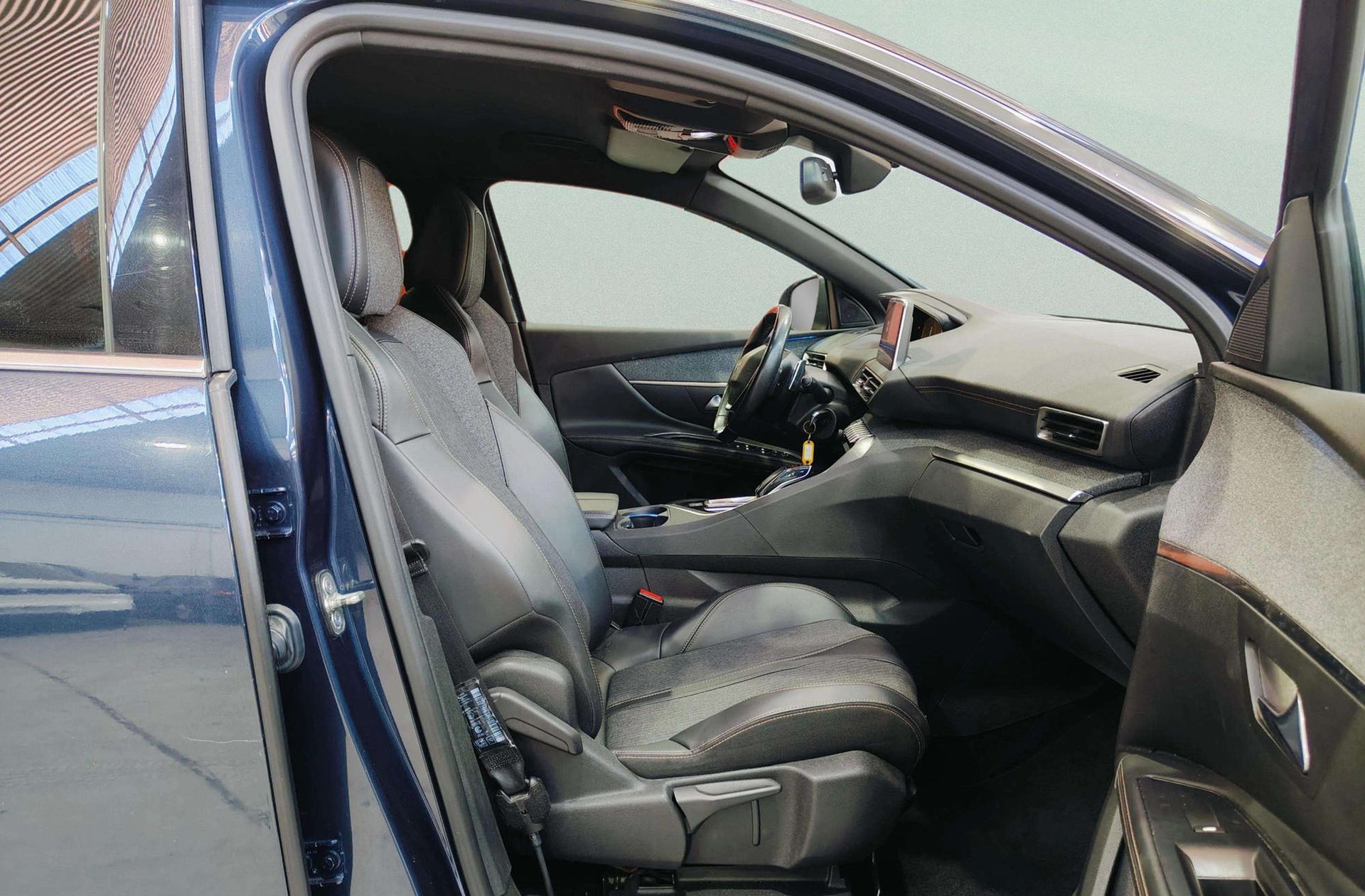 Peugeot 5008 1.2L PureTech GT Line EAT8 7 plazas - foto 21