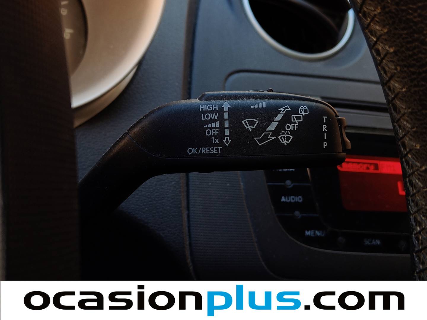 Equipamiento del Seat Ibiza Seat Ibiza ST 1.6 TDI Sport DPF (105 CV)
