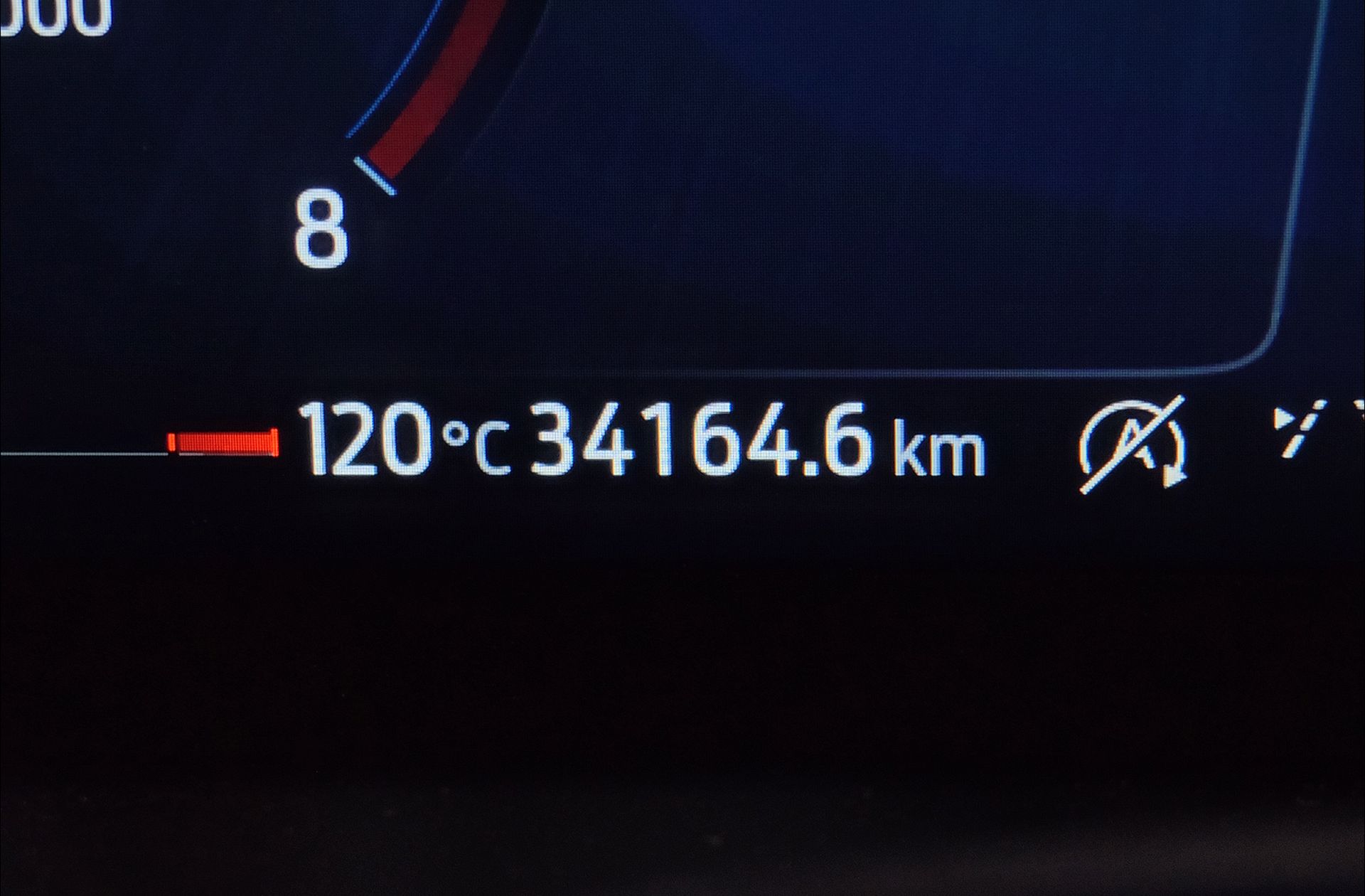 Ford Kuga 1.5T EcoBoost ST-Line 4x2 - foto 11