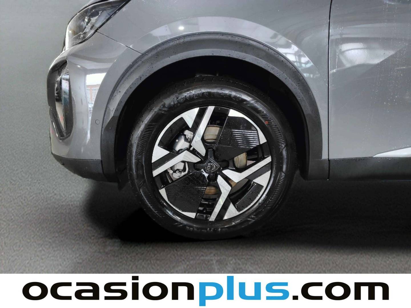 Foto Peugeot 2008 Peugeot 2008 Allure Hybrid eDCS6 (145 CV)