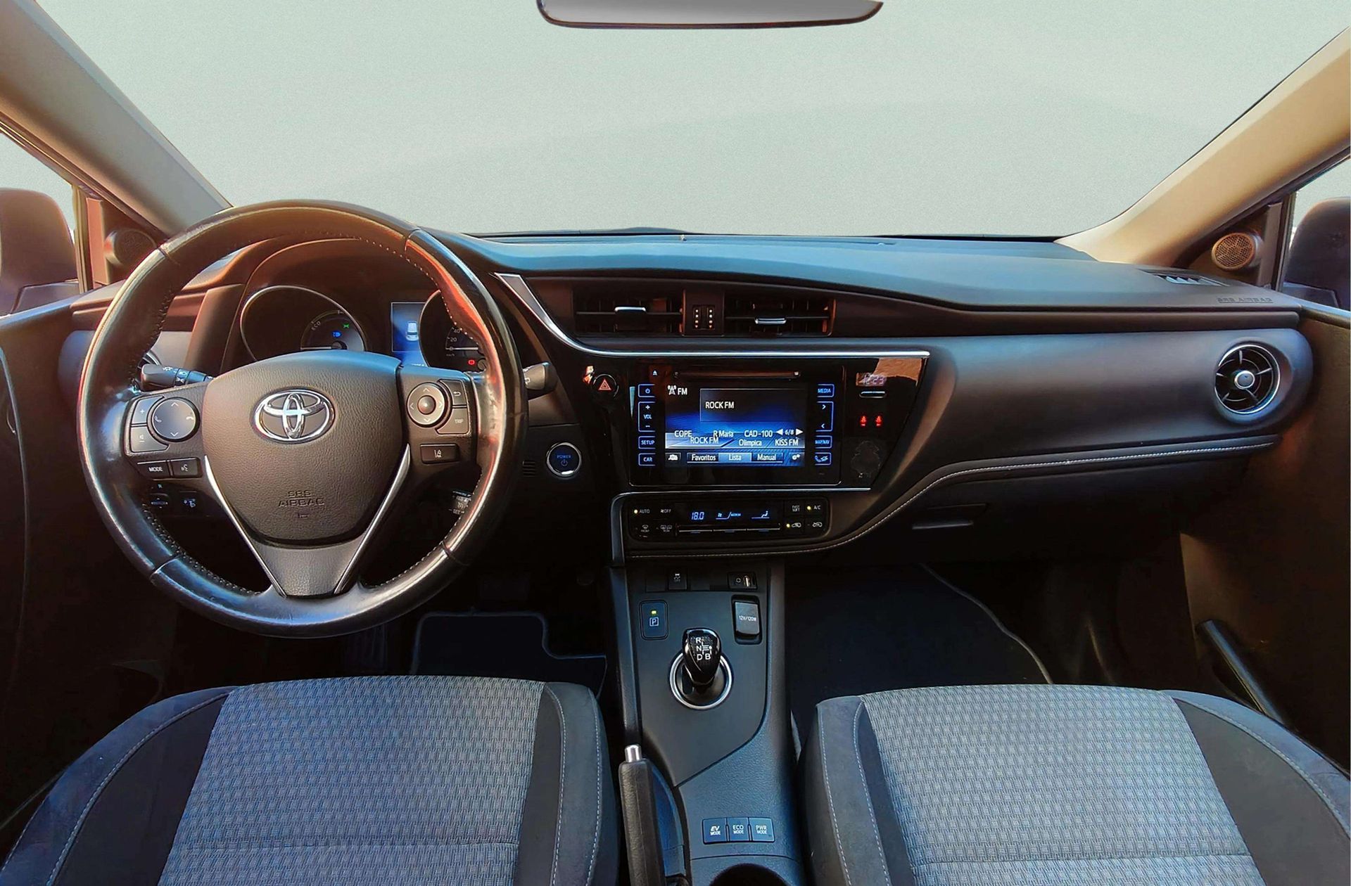 Toyota Auris 140H Hybrid Feel! - foto 6