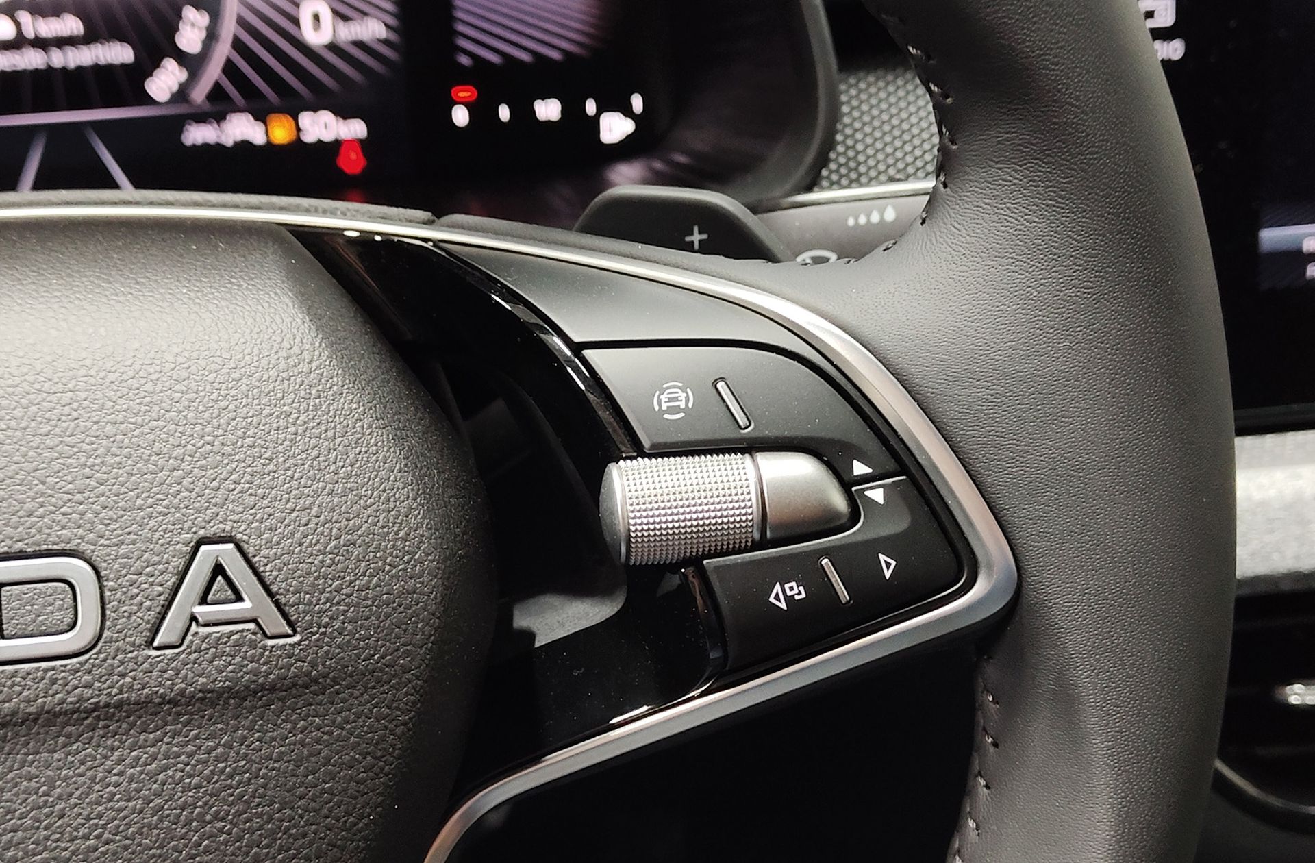 Škoda Kamiq 1.0 TSI Selection DSG - foto 29