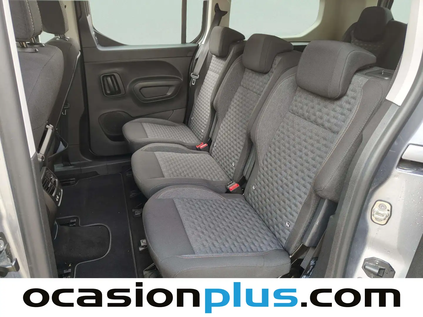 Foto Peugeot Rifter Peugeot Rifter BlueHDi 130 GT Long EAT8 (130 CV) 7 Plazas