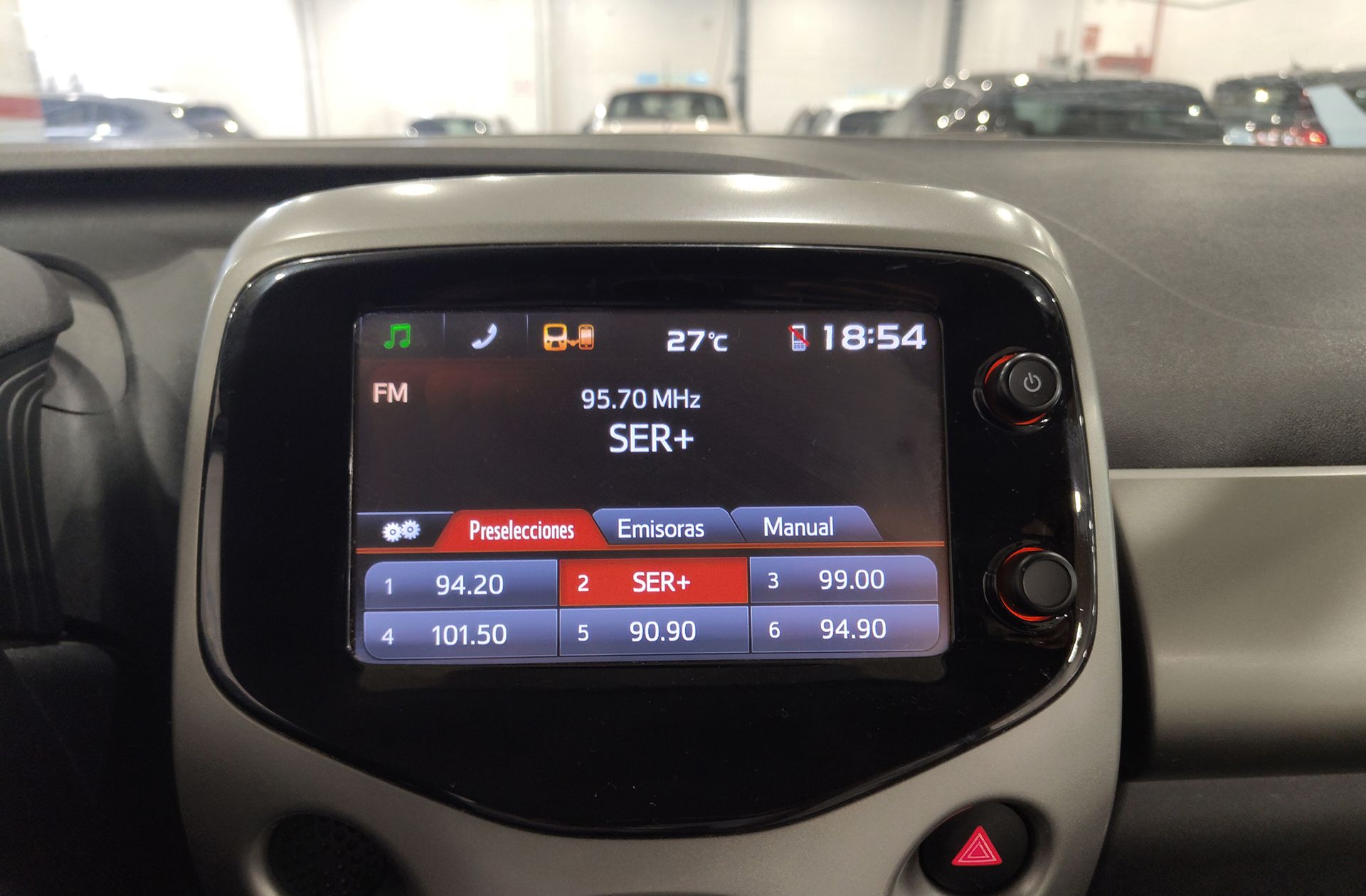 Toyota Aygo 1.0 70 x-play - foto 26