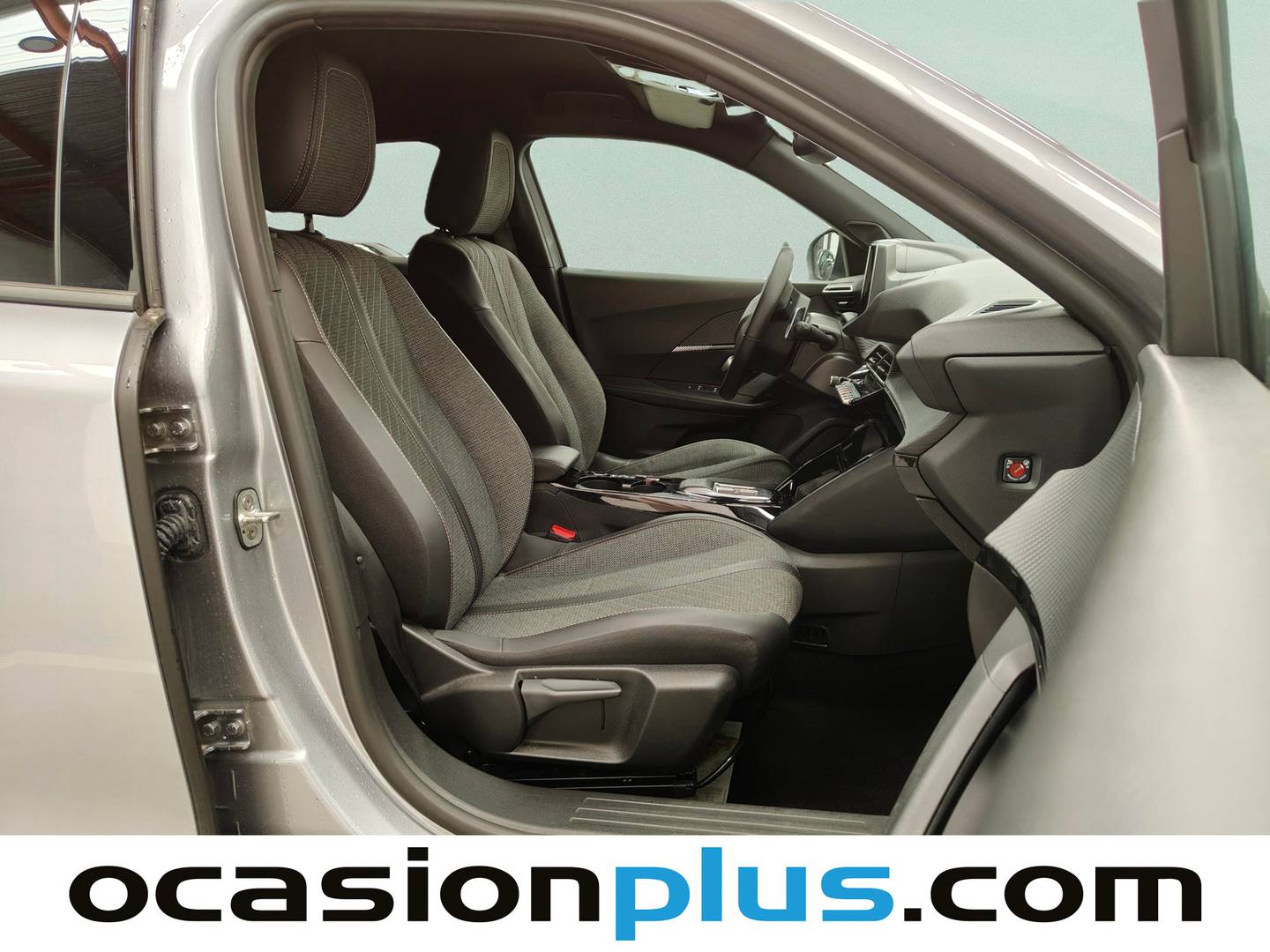 Peugeot 2008 Peugeot 2008 Allure Hybrid eDCS6 (145 CV) automático