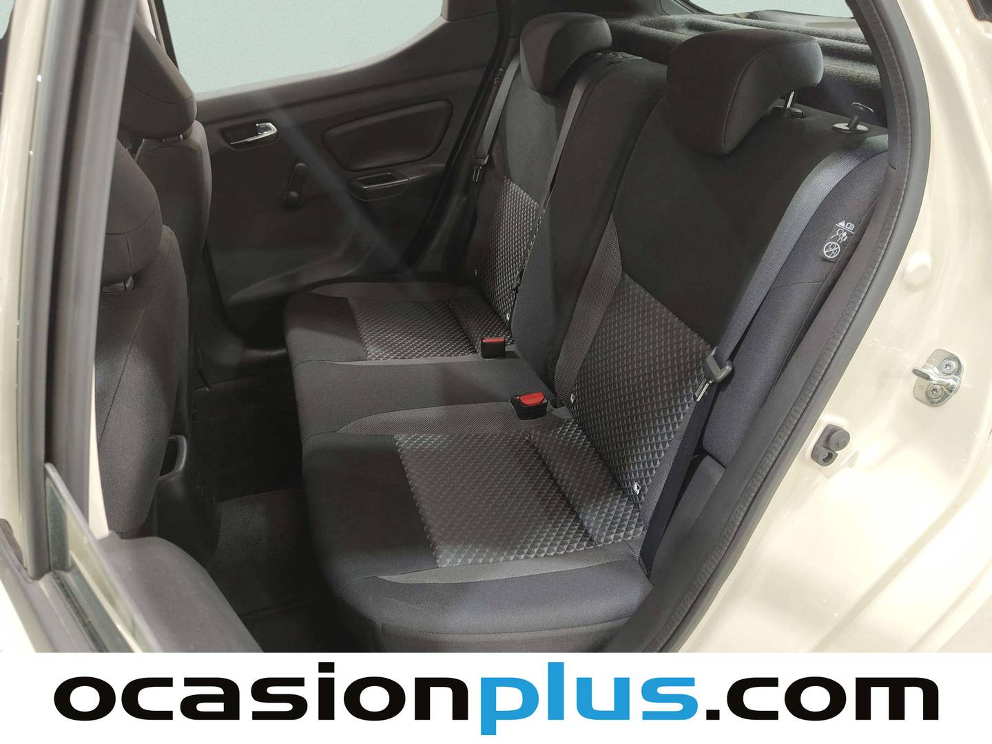 Foto asientos traseros Nissan Micra Nissan Micra IG-T 92 Acenta CVT (92 CV)