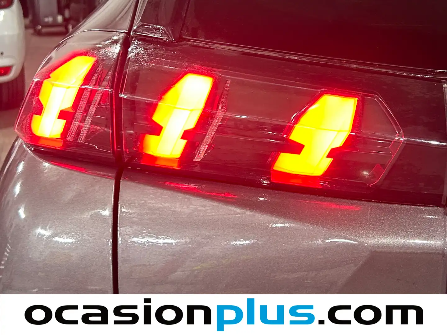 Foto Peugeot 2008 Peugeot 2008 PureTech 100 S&S Allure  (100 CV)