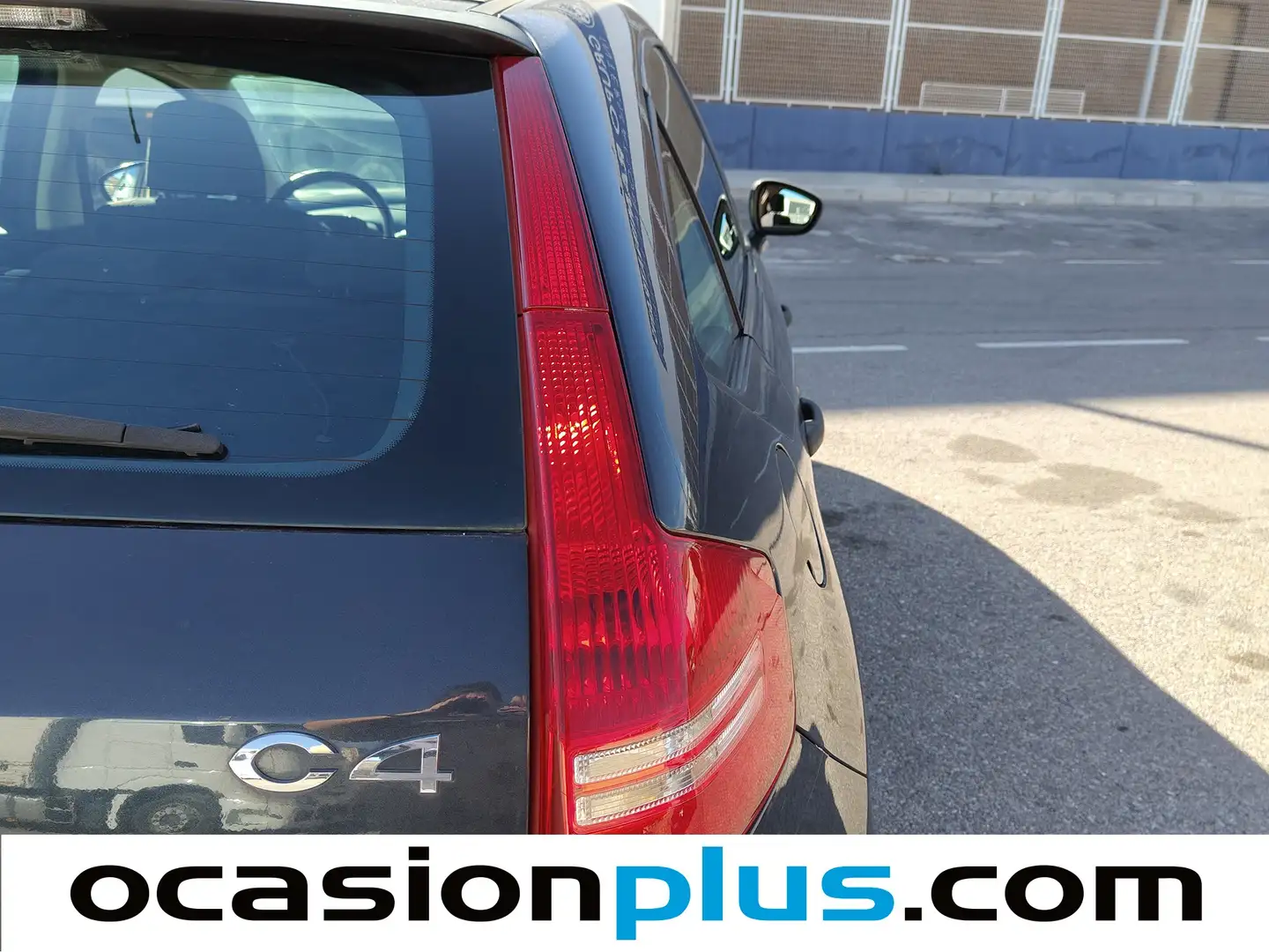 Foto Citroën C4 Citroen C4 1.4i 16v Cool  (88 CV)