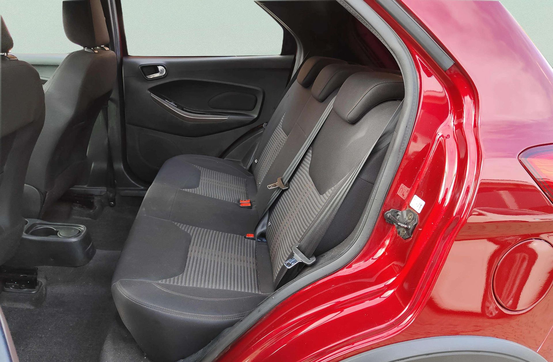 Ford Ka+ 1.2 Ti-VCT Ultimate - foto 11