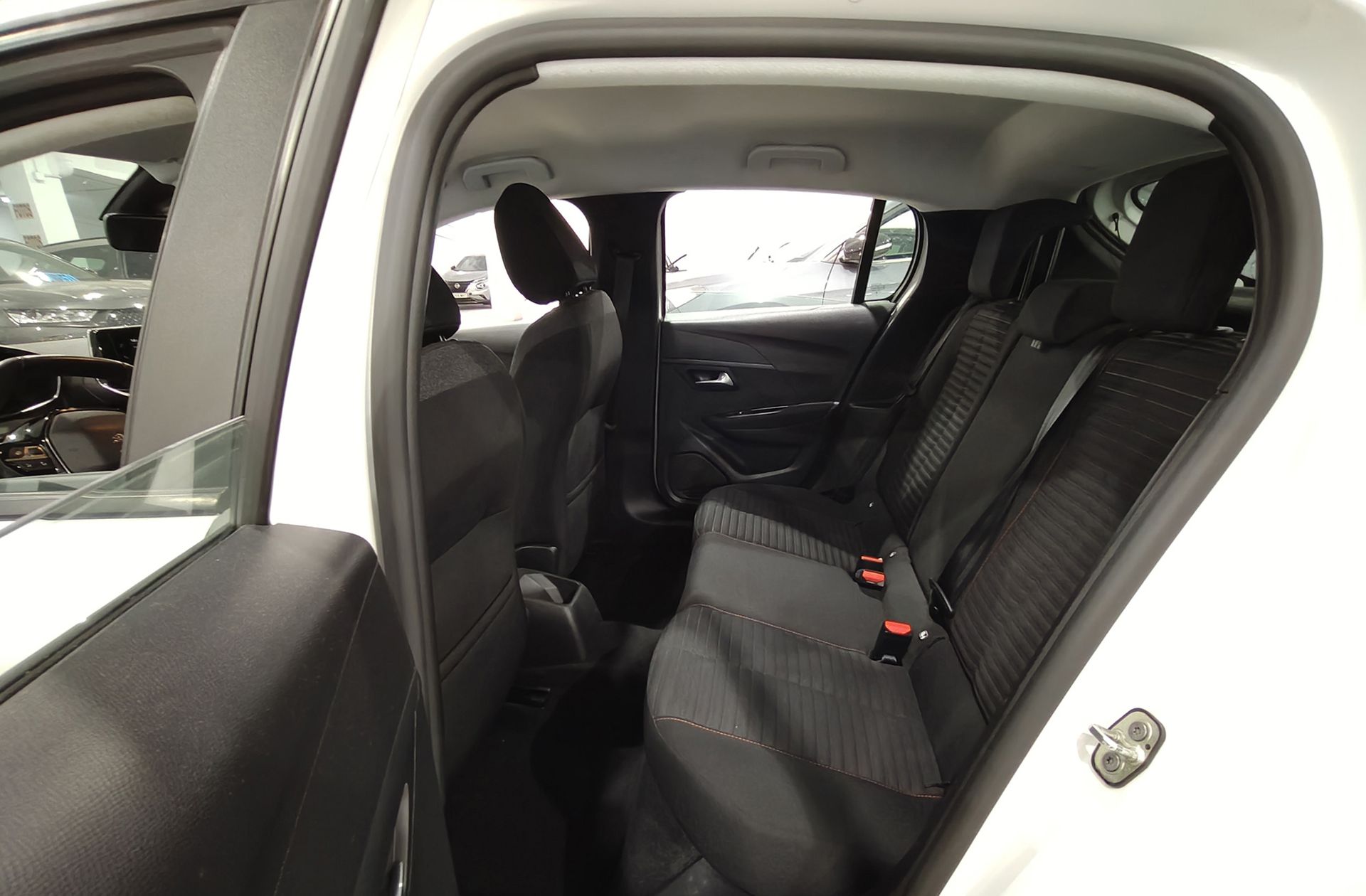 Peugeot 208 PureTech 100 Active Pack - foto 11