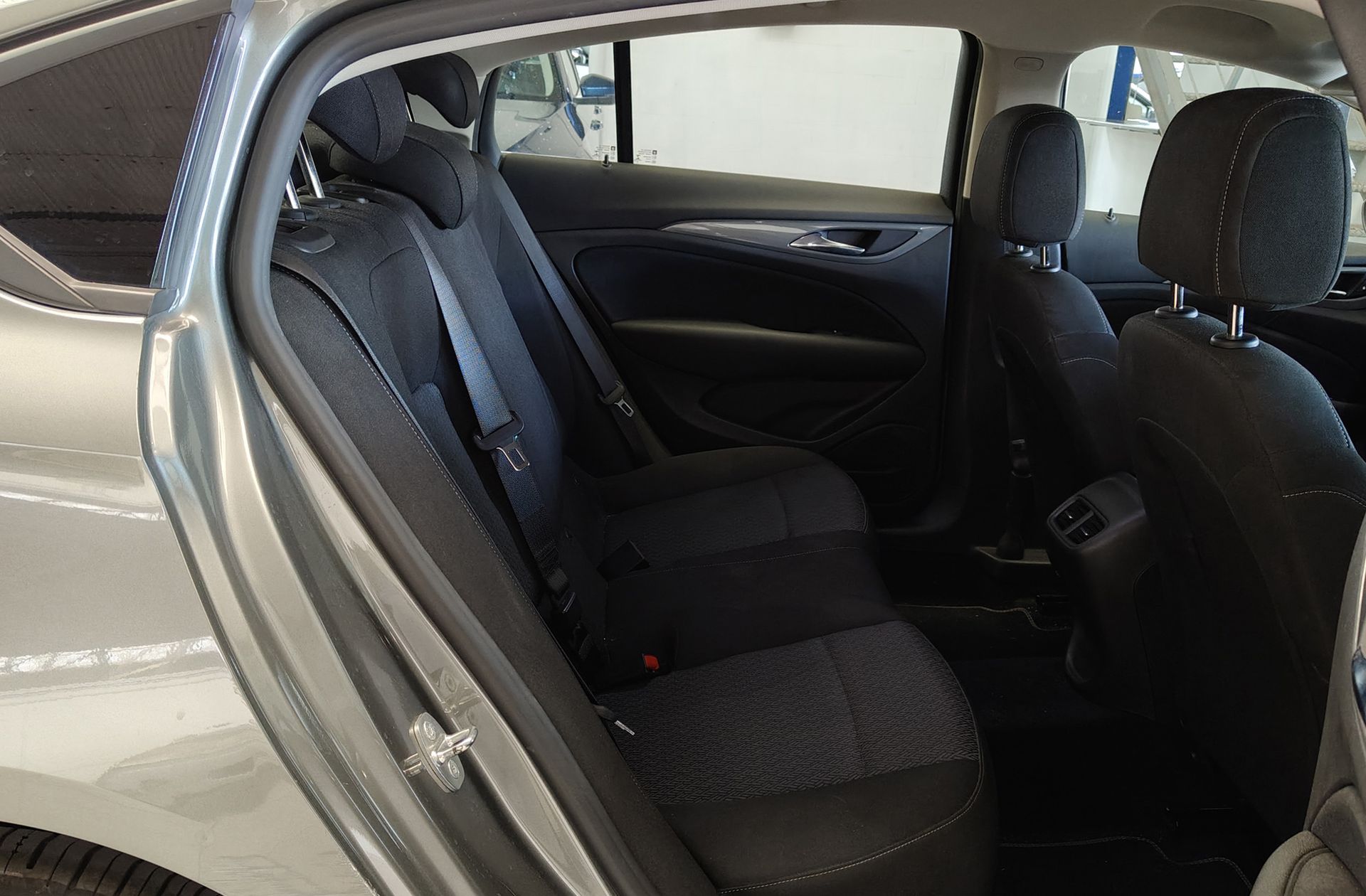 Opel Insignia GS 1.6 CDTI TD Selective Pro - foto 17