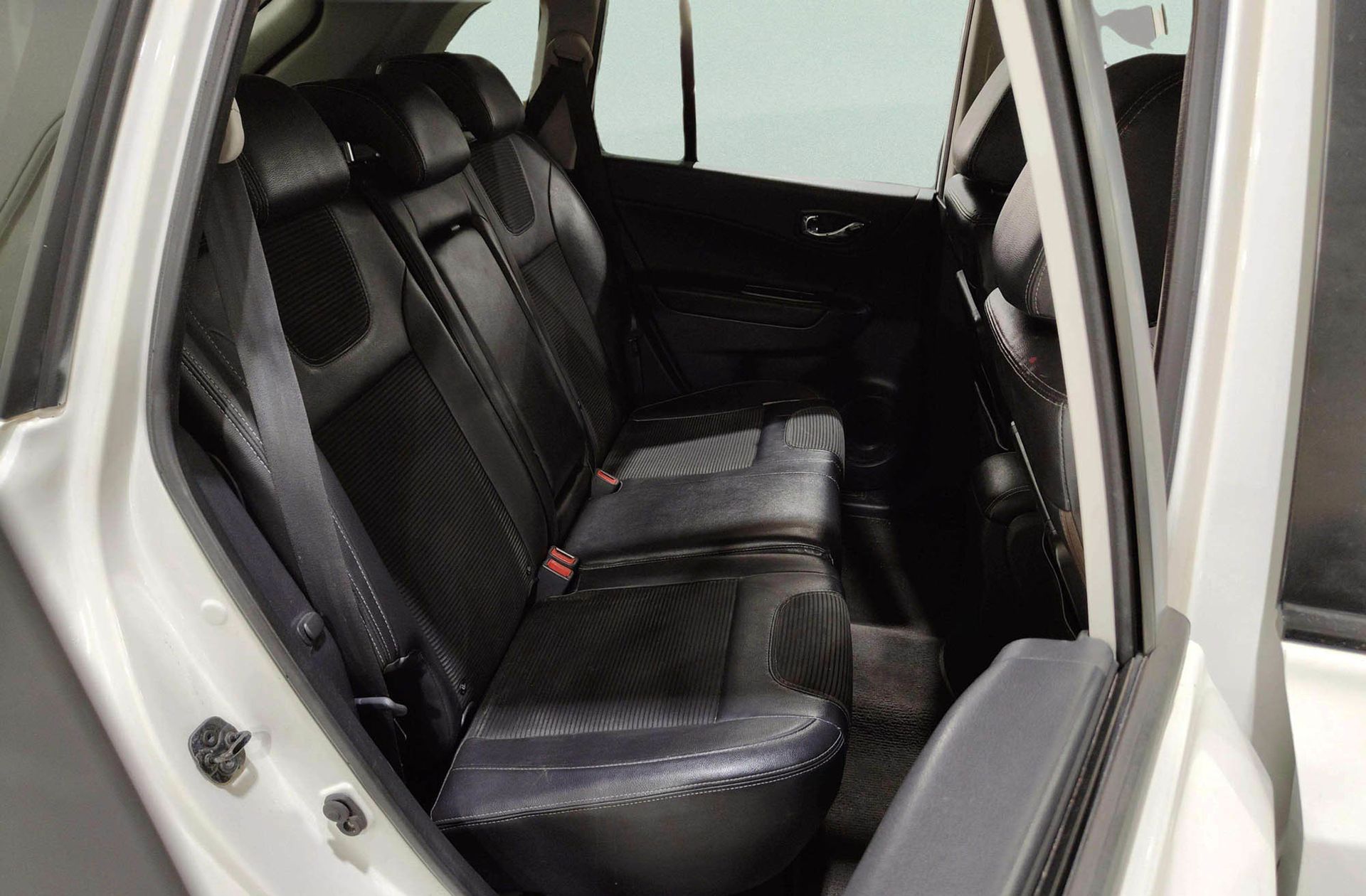 Renault Koleos 2.0 dCi Bose Edition 4x2 - foto 14