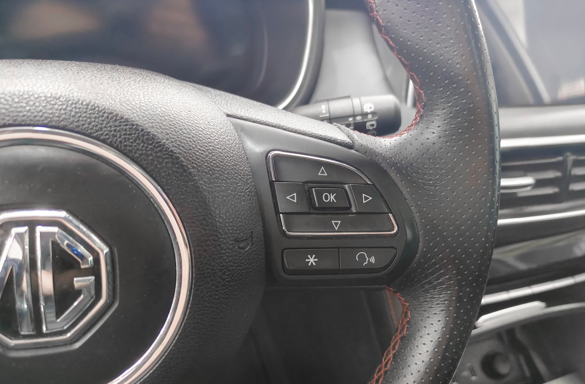 MG HS 1.5 Turbo GDI Luxury - foto 26