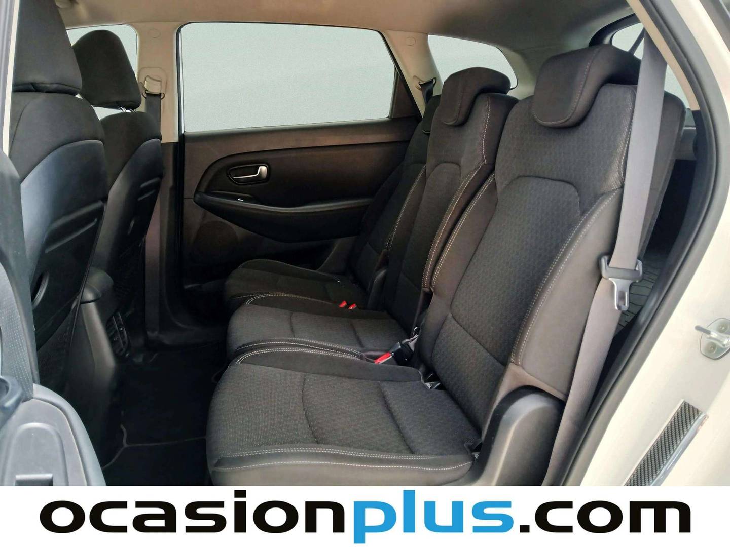 Foto asientos traseros KIA Carens KIA Carens 1.6 GDi Drive (135 CV) 7 Plazas