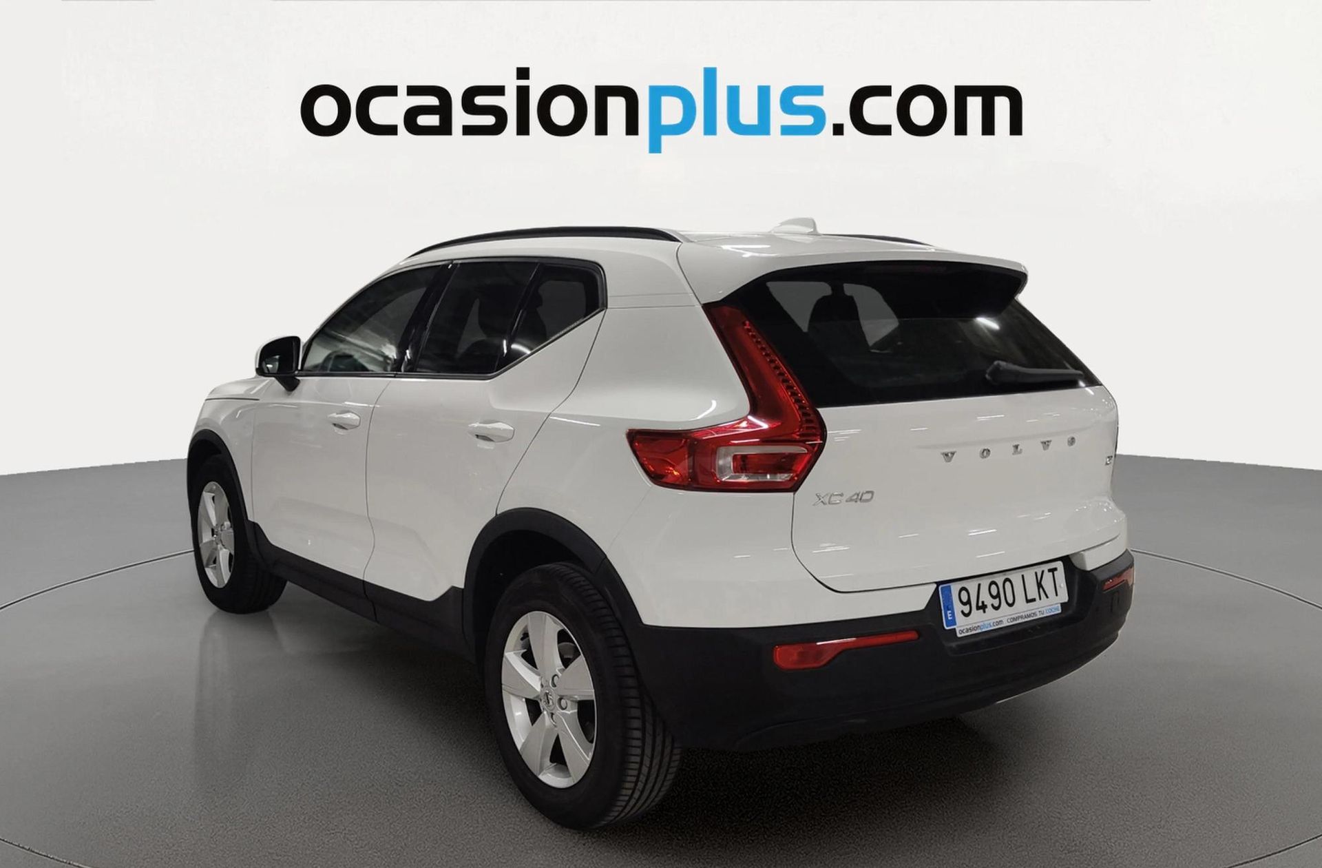 Volvo XC40 T2 Momentum Core - foto 3