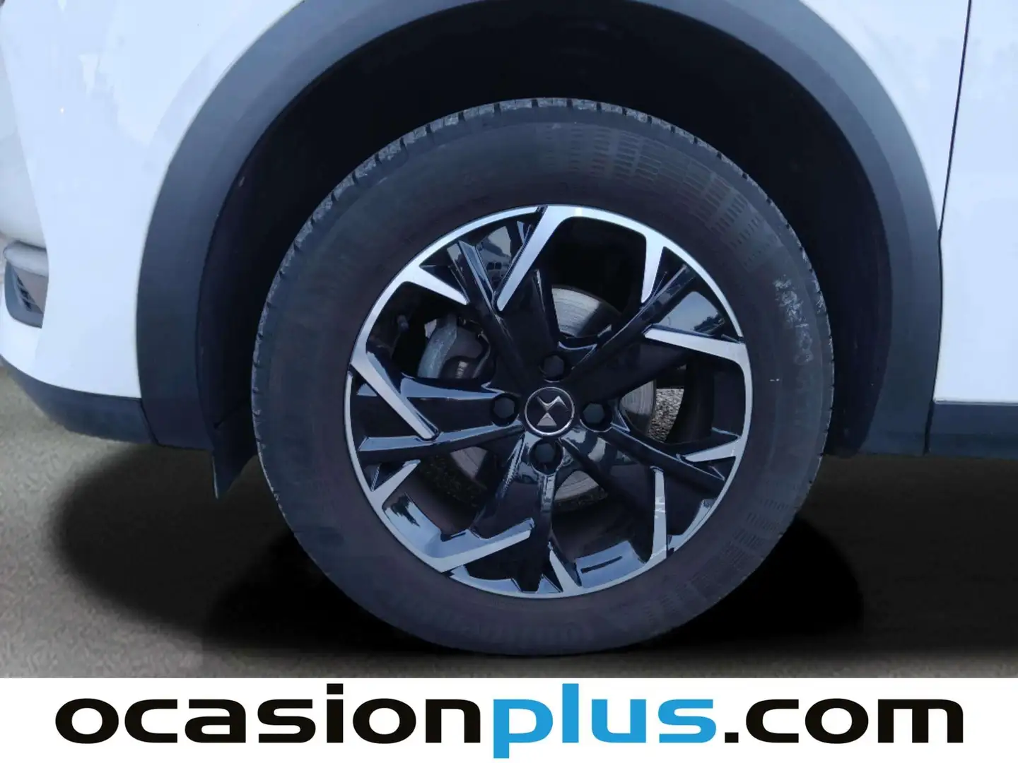 Foto DS DS 3 Crossback DS DS3 Crossback BlueHDi 100 So Chic (100 CV)