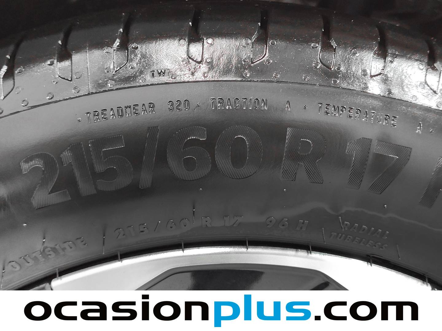 Peugeot 2008 Peugeot 2008 Allure Hybrid eDCS6 (145 CV) seminuevo