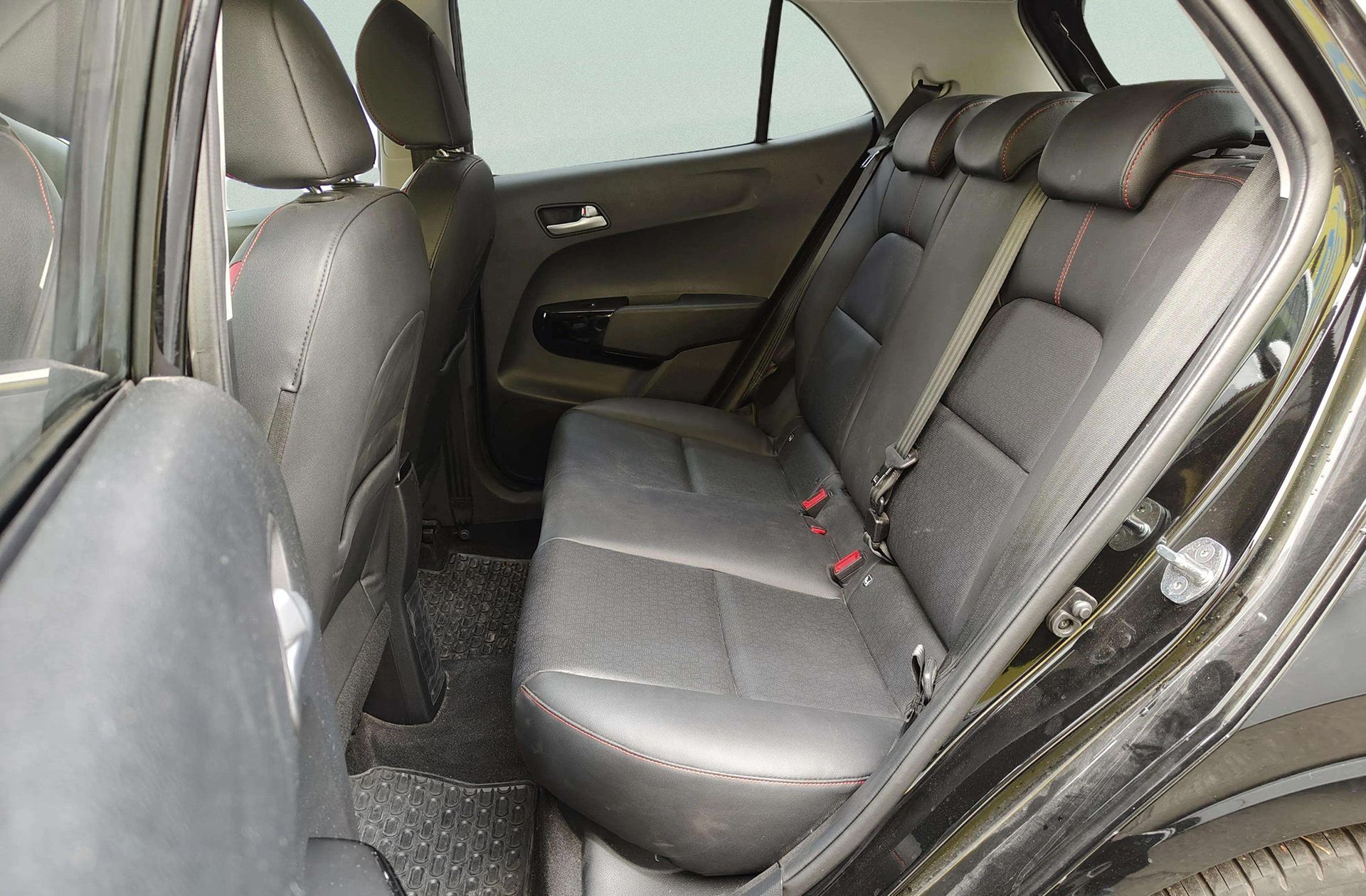 Kia Picanto 1.2 DPi GT Line - foto 13