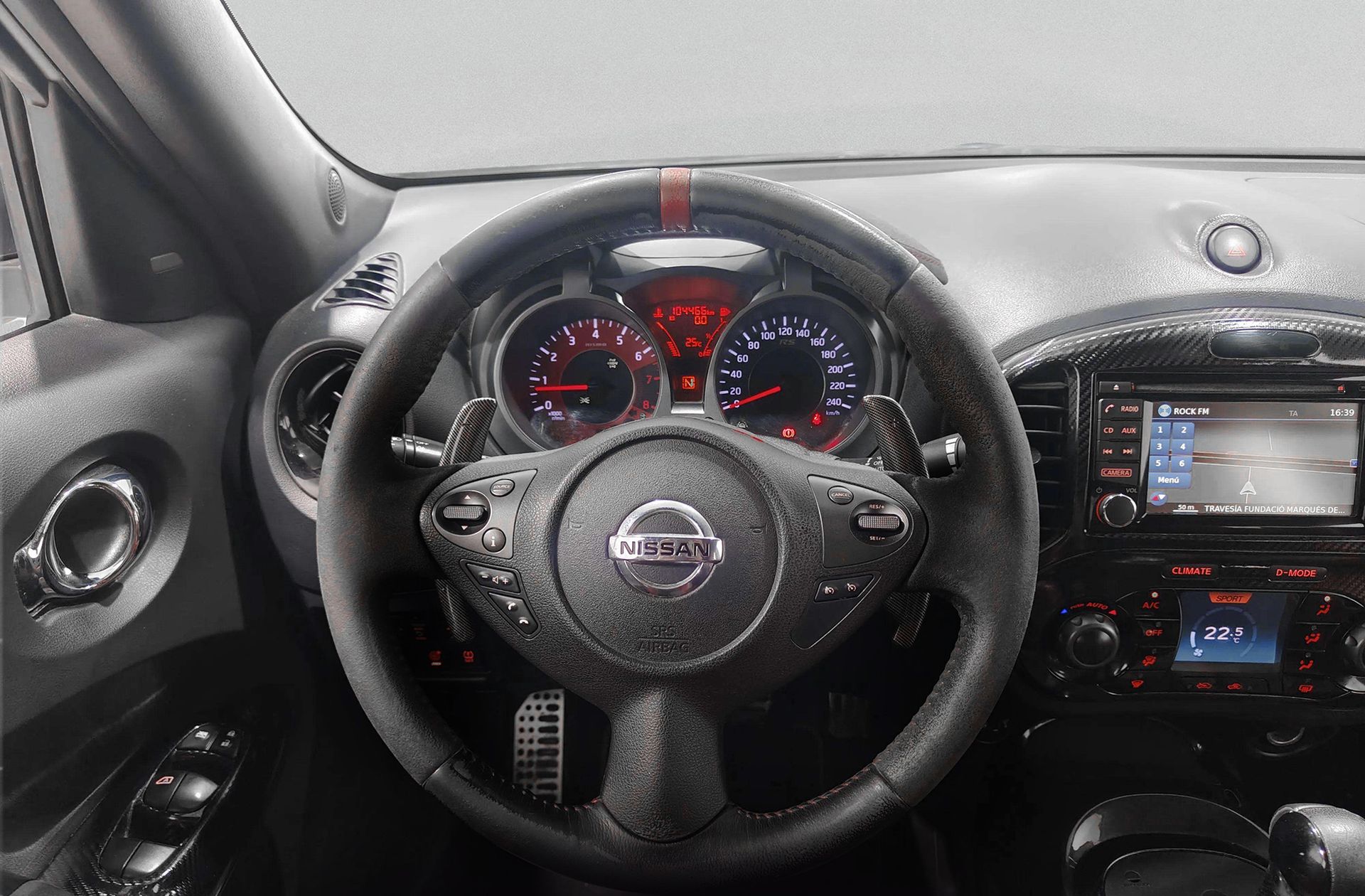 Nissan Juke 1.6 DIG-T Nismo RS 4x4 XTronic - foto 25