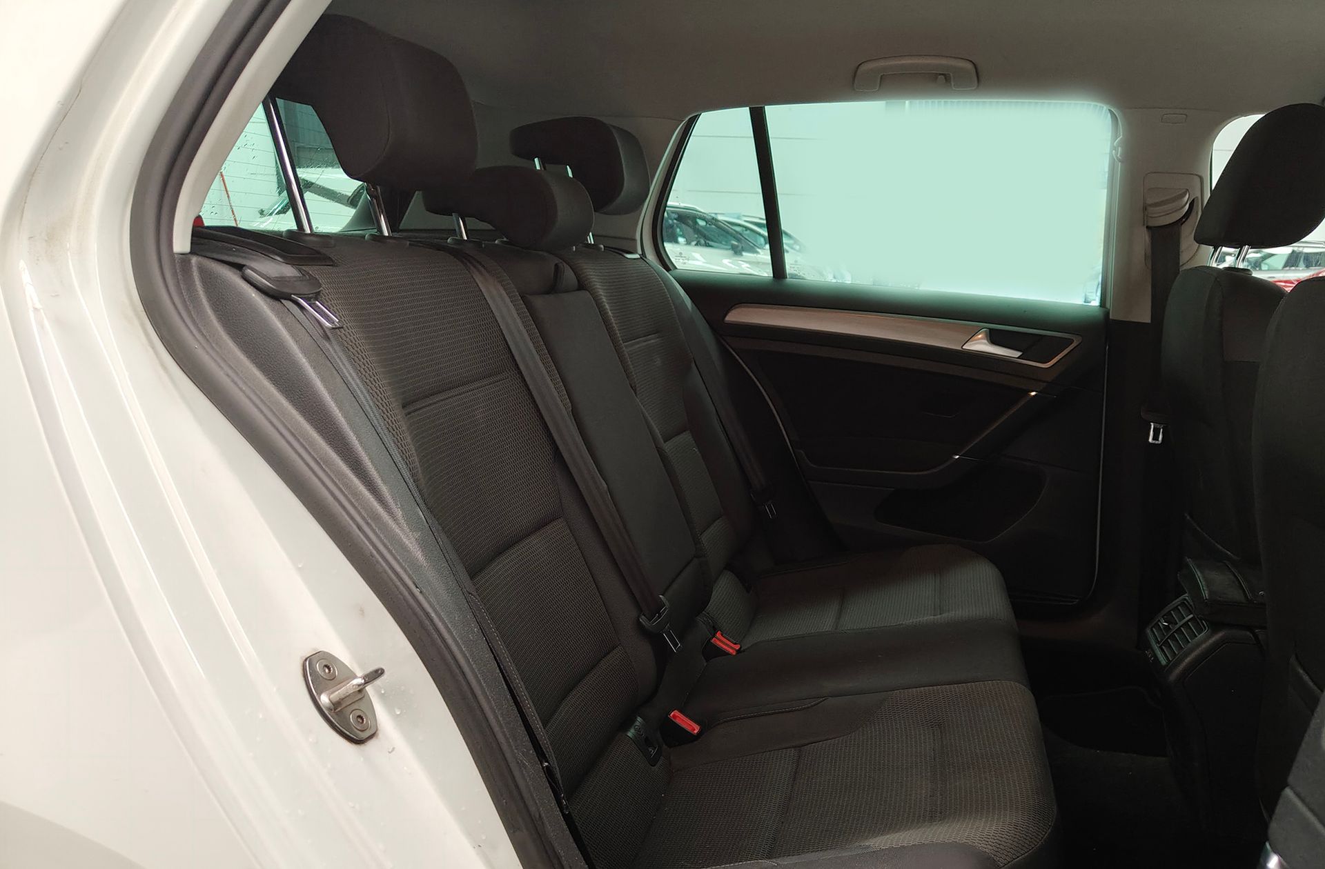 Volkswagen Golf Advance 1.6 TDI BMT - foto 14
