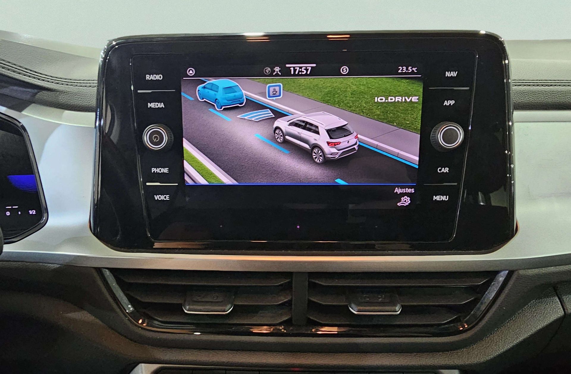 Volkswagen T-Roc Life 2.0 TDI DSG - foto 9