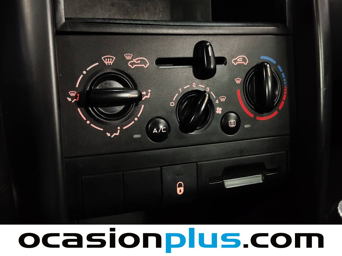 Peugeot 207 Peugeot 207 1.4i Confort (75 CV) manual