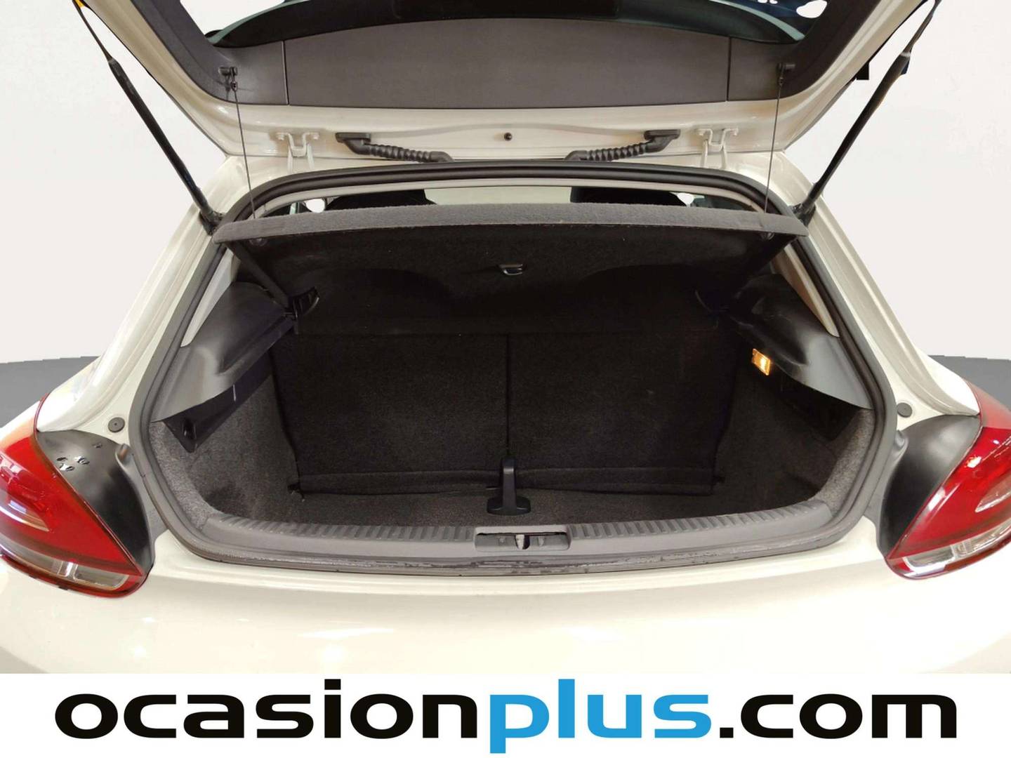 Foto Volkswagen Scirocco Volkswagen Scirocco 1.4 TSI DSG (160 CV) siete plazas