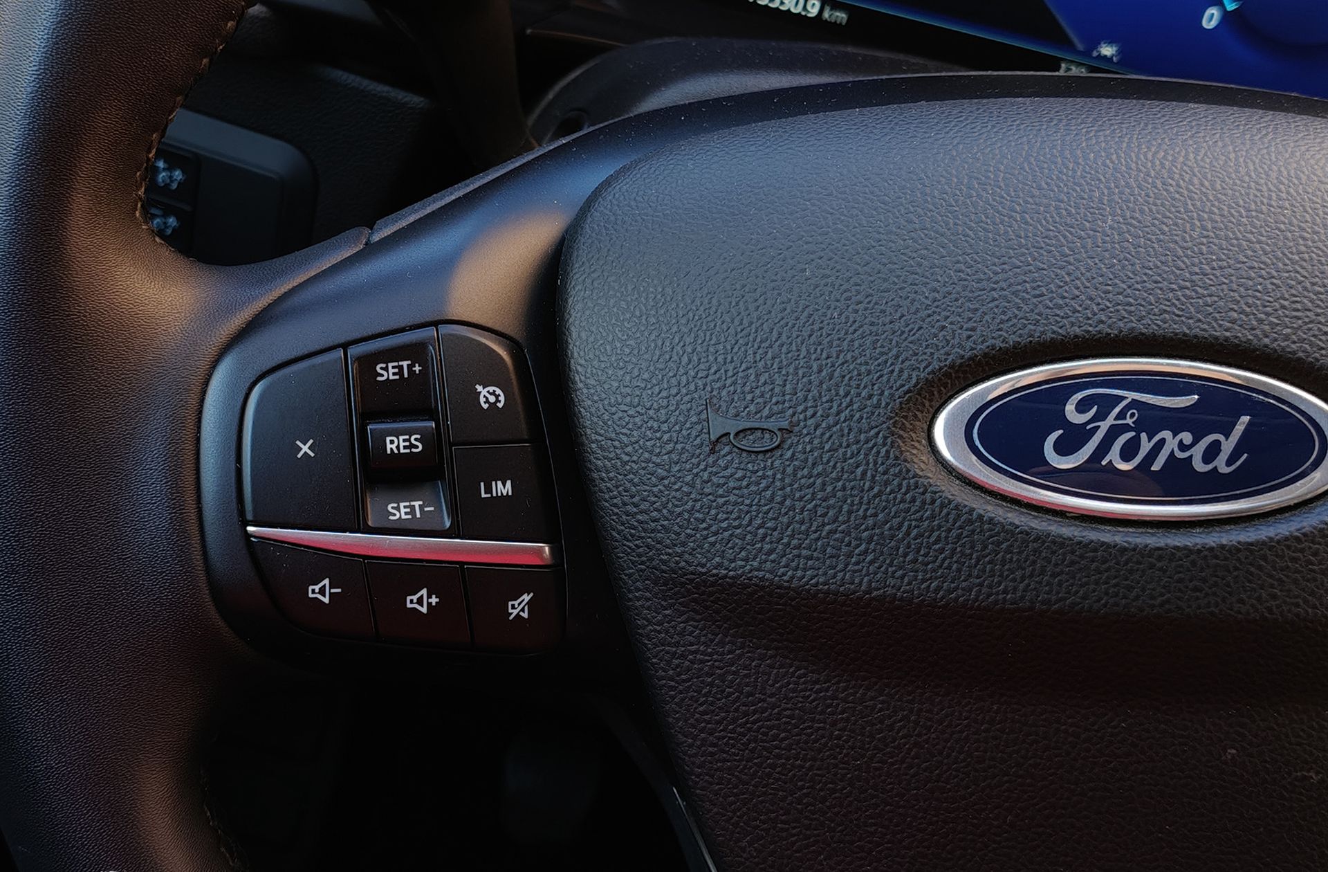 Ford Kuga 1.5 EcoBlue Titanium - foto 28