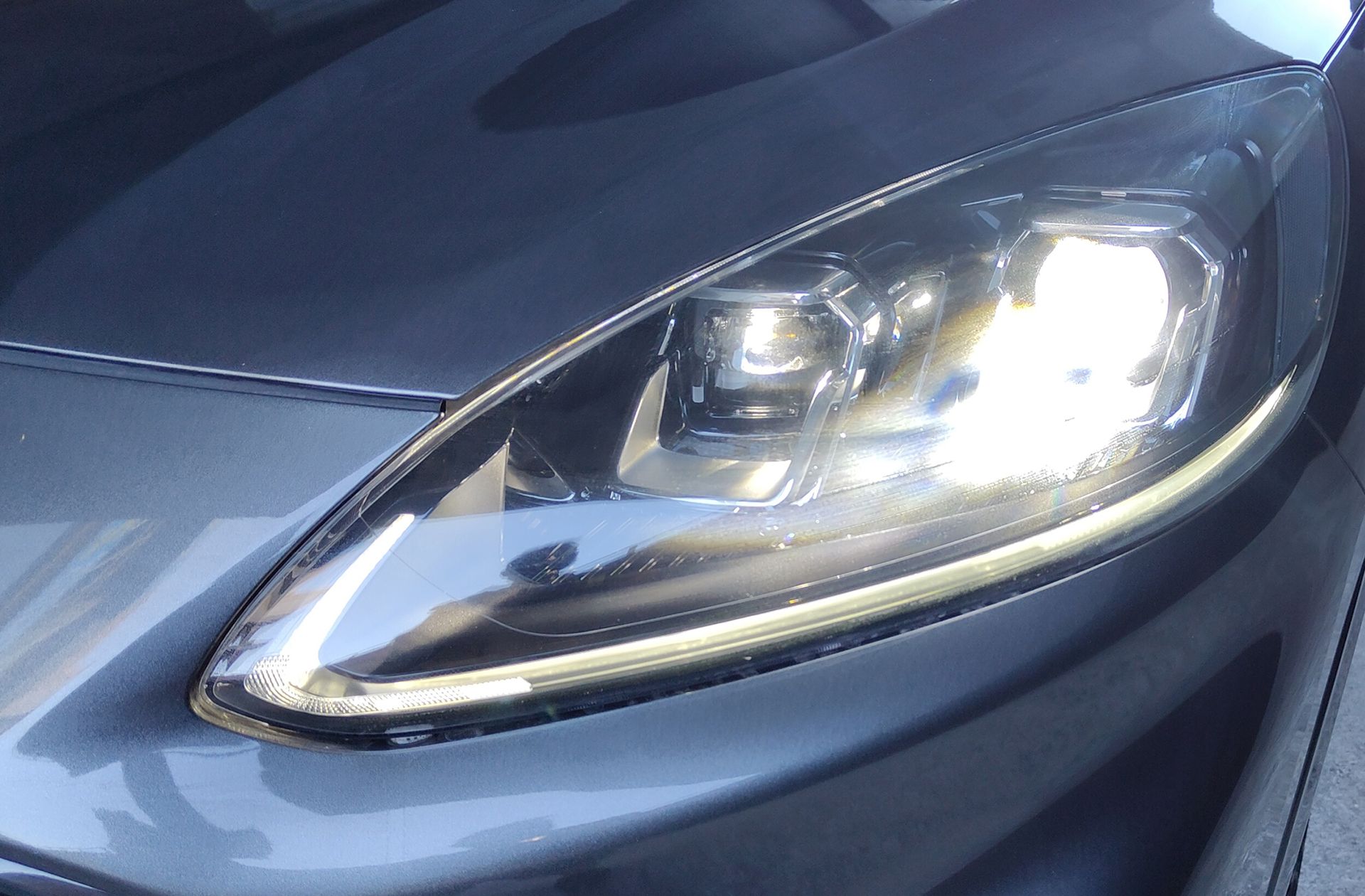Ford Kuga 2.5 Duratec PHEV ST-Line X - foto 18