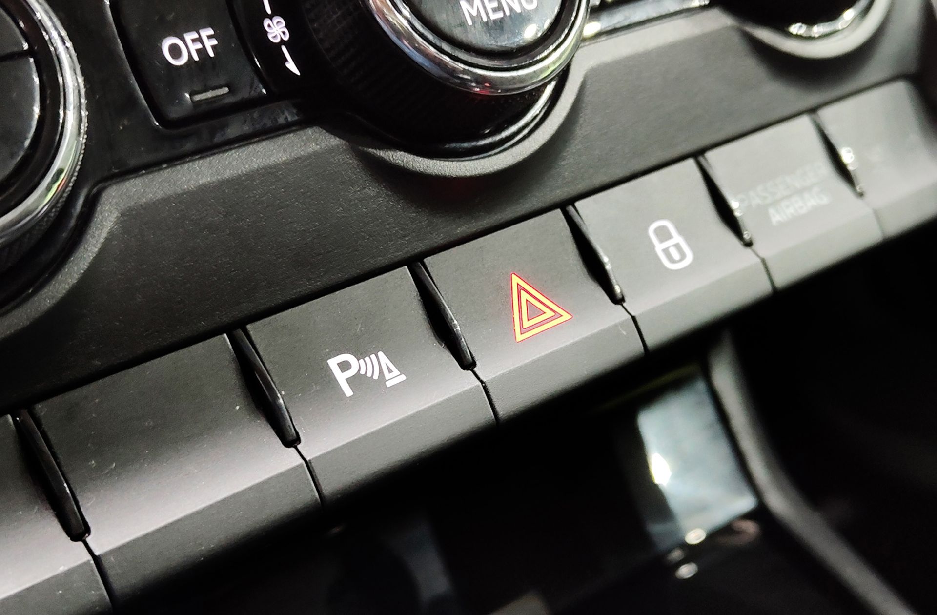 Škoda Karoq 2.0 TDI Selection - foto 7