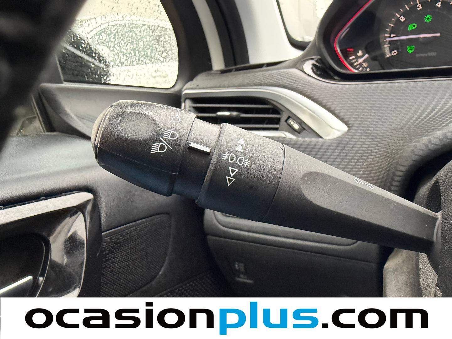 Foto Peugeot 2008 Peugeot 2008 PureTech 110 GT Line S&S EAT6 (110 CV)