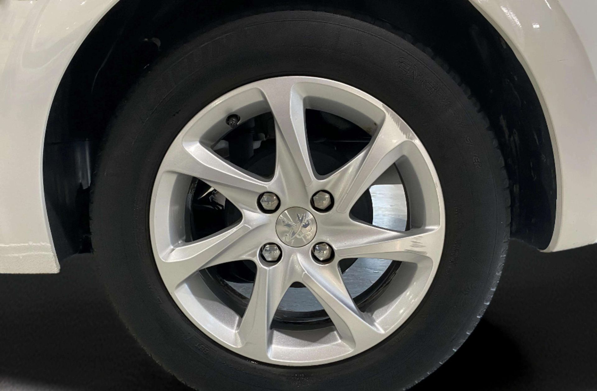 Peugeot 208 1.2L PureTech Style - foto 29